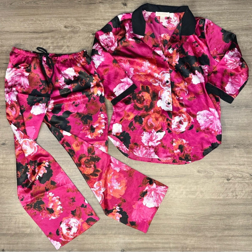 Oscar de la Renta Fuchsia, Pink and Black Floral Pajama Set